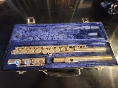 1990 Vintage GEMEINHARDT 2SP FLUTE.  Made in Elkhart, IND.
