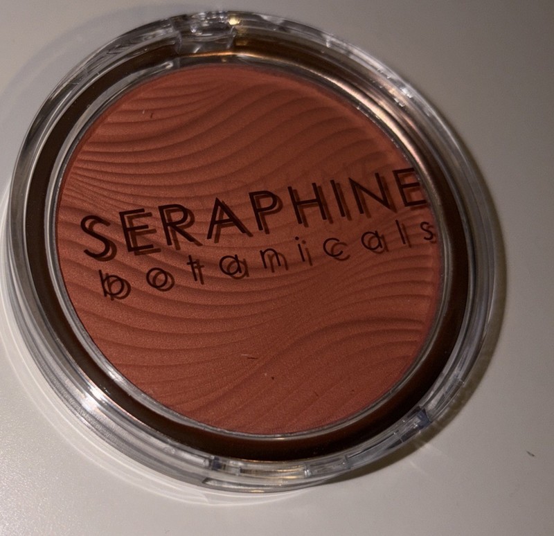 Seraphine Botanicals Tea+Rose Streak Free Satin Blush. Fresh Apricot