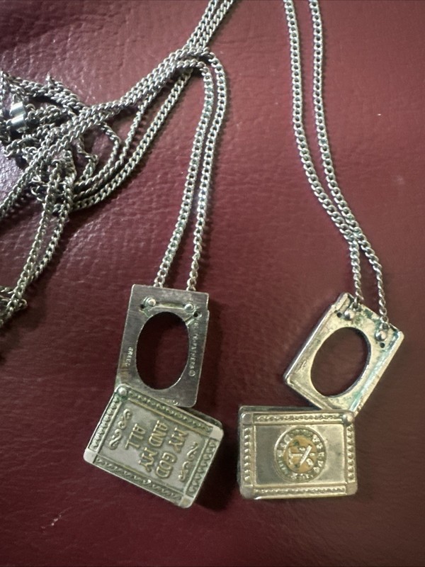 Vtg Scapular Silver Metal Third Order Of Saint Francis Carmelite-Fathers Medals