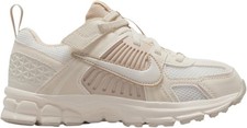 Vomero 5 Preschool Running Shoes Pale Ivory/Pale Ivory HF6999-106, Beige Siz
