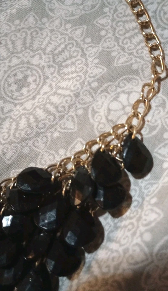 Collar Grueso De Colección Damas Negro Lucita Y Tono Dorado Ajuste 24" Cuello/Chocker Foto 4 de 4