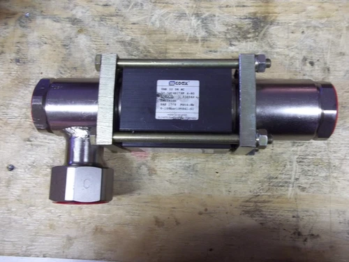 UNUSED COAX VALVE VMK 32 DR NC