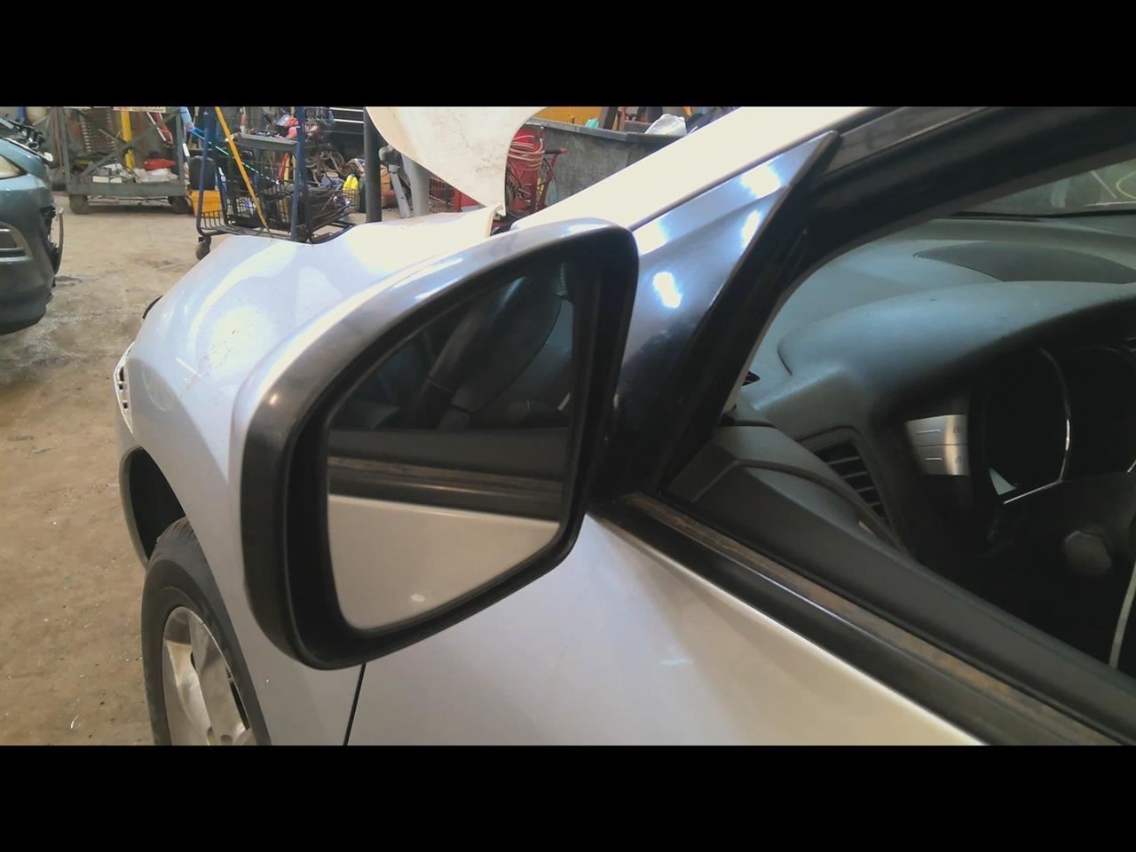 Driver Side Power Mirror Non-Heated for 2009-2014 Nissan Murano 6431848