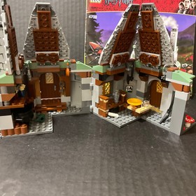 LEGO Harry Potter Hagrid's Hut (4738) 98% COMPLETE PCS, ALL MINI FIGS