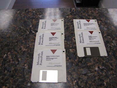Lot of (5) Microsoft Powerpoint for Windows Version 2.01 3.5'' Disks - LR32