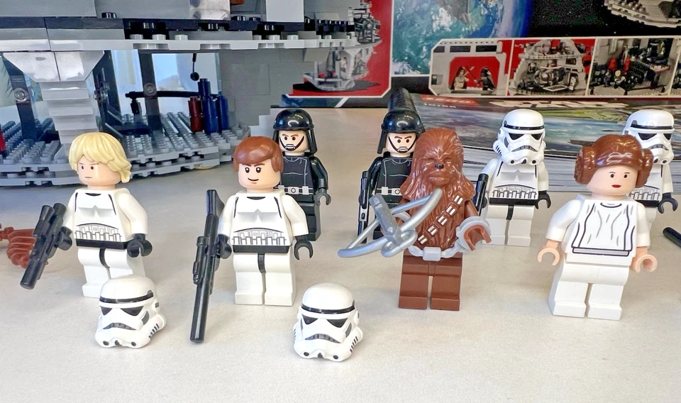 LEGO Star Wars Death Star 10188 100% Complete w/ Figs Manual & Box Genuine Legos - Image 2 of 4