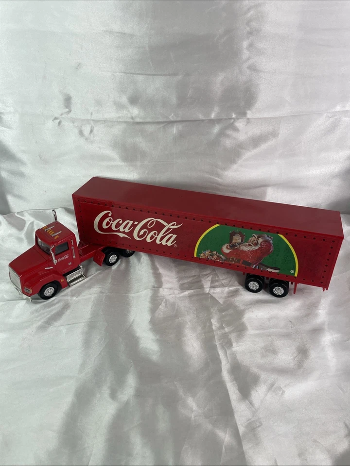 Coca Cola  Golden Wheels Semi Truck  diecast Light Up Trailer - Image 2 of 4
