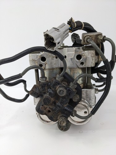 1990-1991 Lexus ES250 Toyota Camry ABS Anti-Lock Brake Pump Module 44510-32020 - Picture 6 of 10