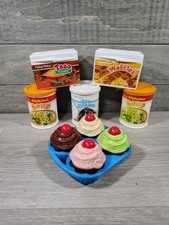 Vintage 1987 Fisher Price Fun W Food Cupcakes, Alphabet Soup, Waffles, Tacos