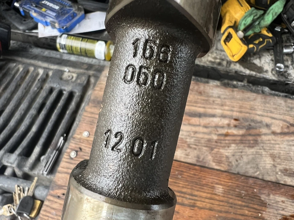 Mercede W211 E63 ML63 C63 AMG M156 Camshaft Cam Shaft Exhaust Right Side OEM - Image 4 of 4