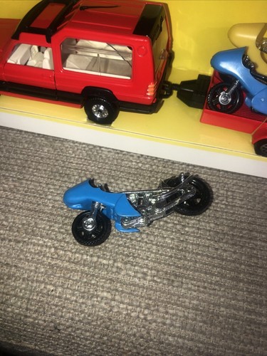 Vintage Corgi Gift Set 25 Matra Rancho with Motorcycles boxed Set 1980s + Spare - Picture 6 of 11