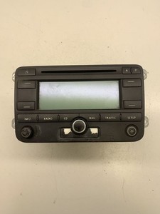 Volkswagen PASSAT B6 2006 Radio / CD-Player / DVD-Player / Navigation DRA37704