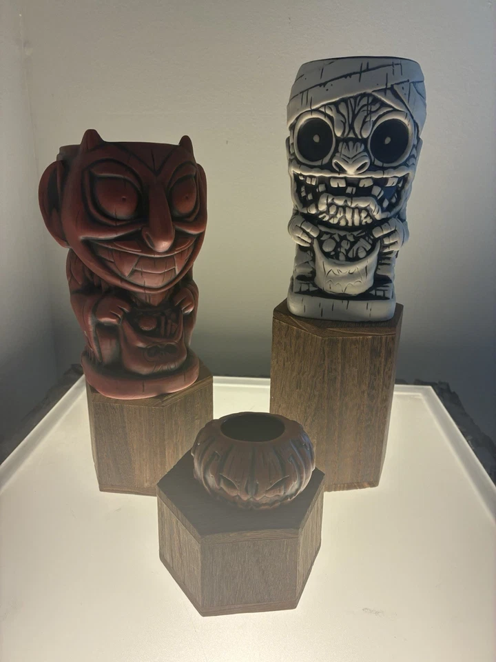 Juego de 3 tazas de truco o trato Tiki Farm vampiro momia calabaza vacaciones de Halloween Foto 2 de 4