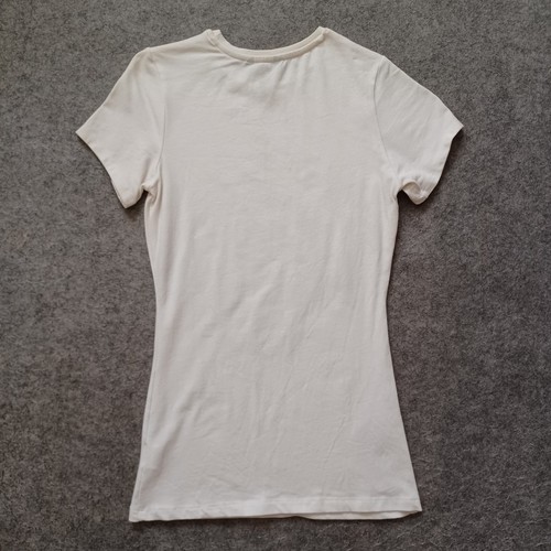 Dereon Top Womens Small White Signature Front Logo Short Sleeve T Shirt - Picture 12 of 12