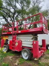 2014 MEC 5492RT ROUGH TERRAIN DIESEL SCISSOR LIFT. 3,455 HR, 54FT HT, 5 PERSON