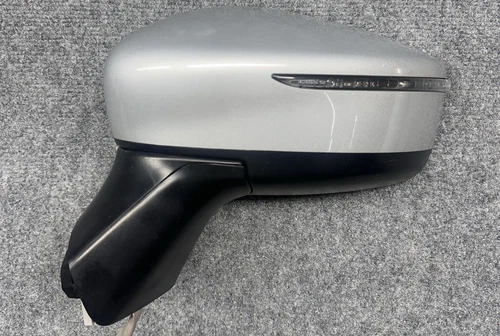 20-22 NISSAN VERSA DRIVER LH SIDE POWER DOOR MIRROR W/ BLIND SPOT & SIGNAL OEM