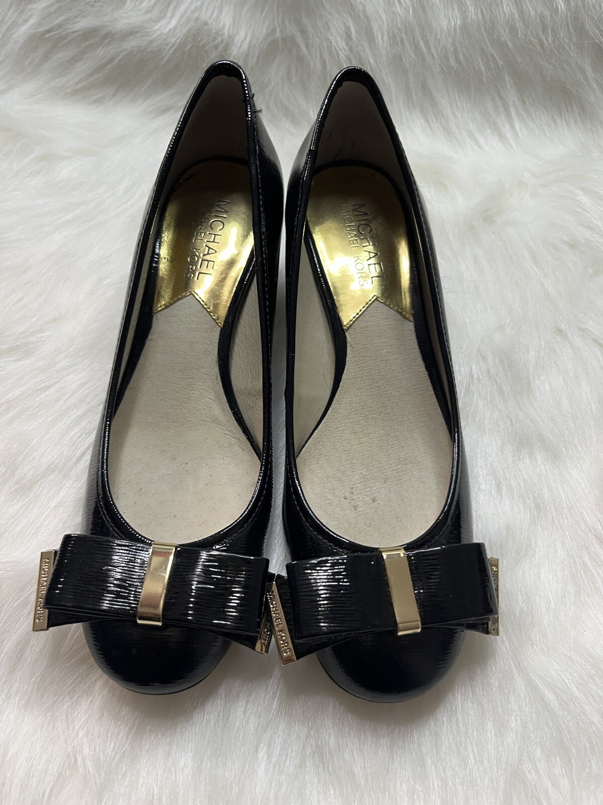 Michael Kors Womens Black Patent Leather Pumps with Bow Detail Size US 6