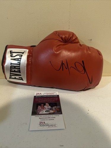 MIGUEL COTTO SIGNED AUTOGRAPH EVERLAST BOXING GLOVE JSA COA BOXER CHAMPION HOF - Picture 2 of 6