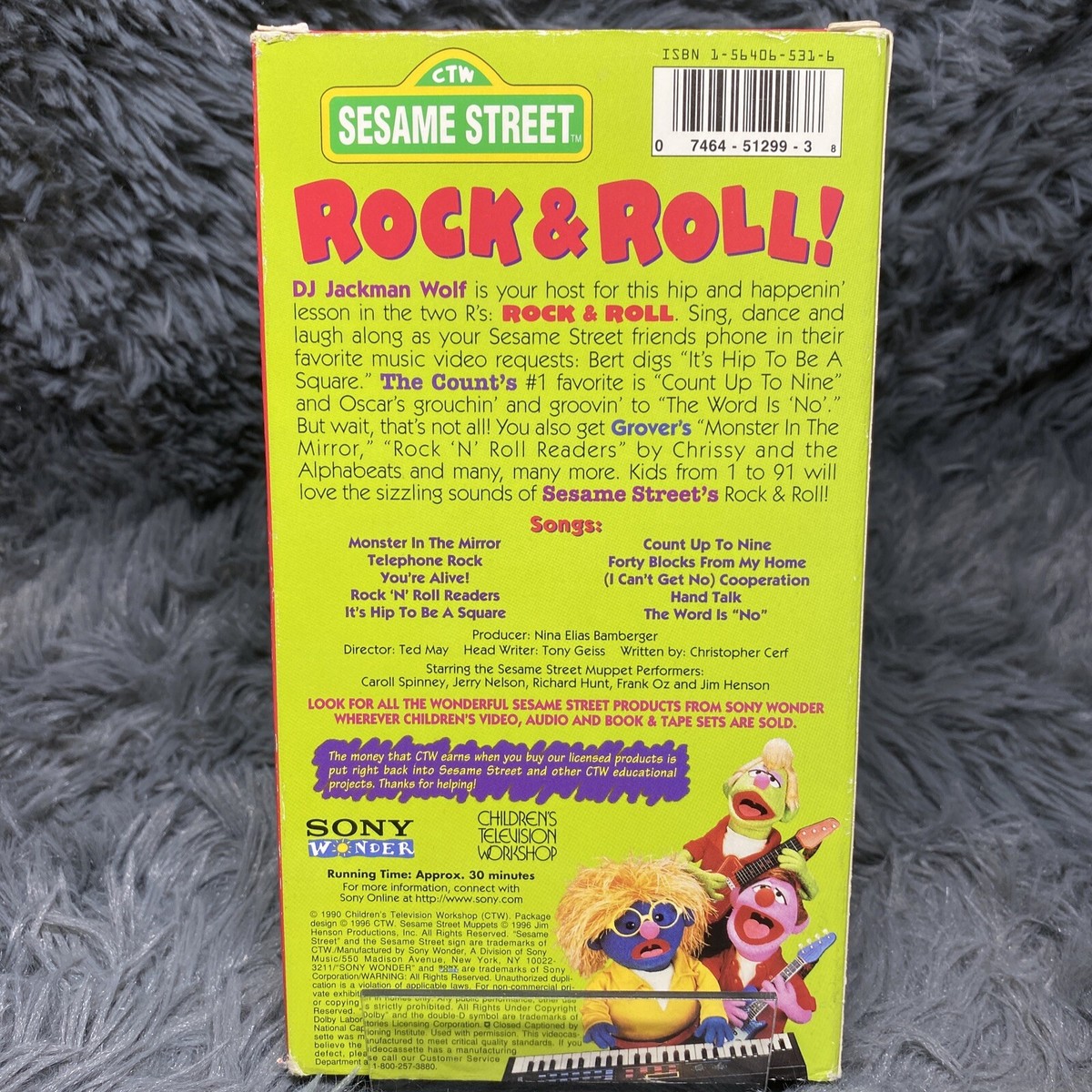 その他 History of Rock &amp; Roll 1: Rock &amp; Roll Explodes [VHS] Amazon.com: The History of Rock 'n' Roll Gift Set [VHS