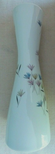 ROSENTHAL GERMANY MODERN White w simple flowers BUD VASE 10" TALL Excellent cond - Picture 4 of 4