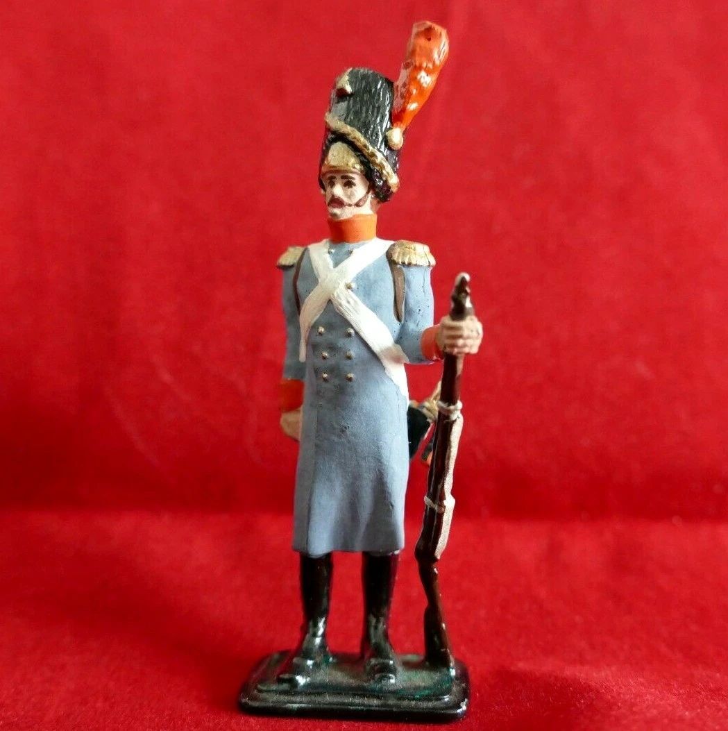 Soldat de plomb premier empire 54mm - Sapeur du génie de la garde 1810