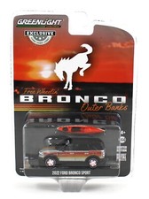 1:64 Greenlight *OUTER BANKS* Silver & Black 2022 Ford Bronco Sport  *NIP*