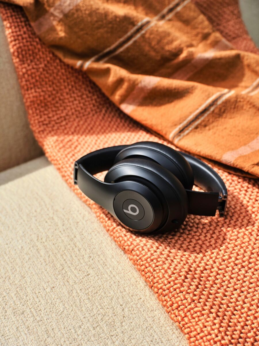 Beats Studio Pro - Wireless Noise Cancelling Over-the-Ear Headphones - Black | eBay Beats Studio Pro - Wireless Noise Cancelling Over-the-Ear Headphones - Black | eBay