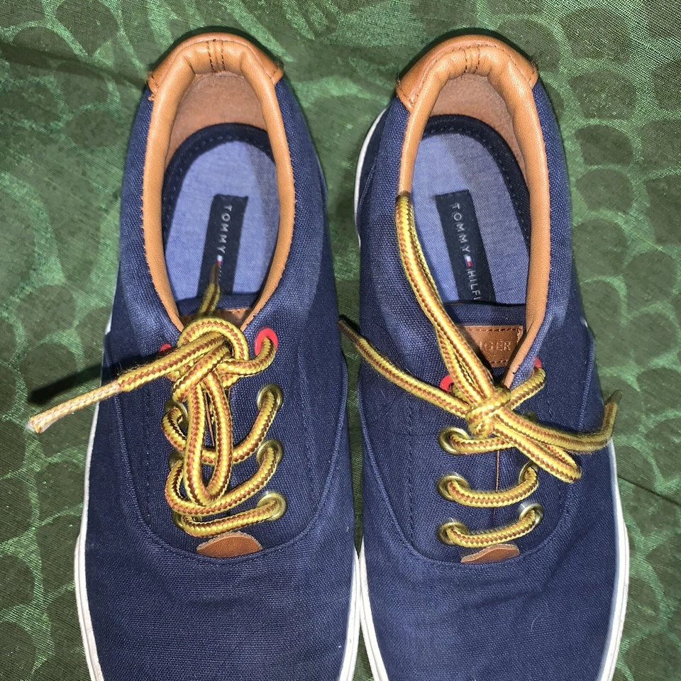 Boys Girls TOMMY HILFIGER Nautical Gym Shoes 2 Athletic Summer Fun BTS 520 - Image 3 of 4