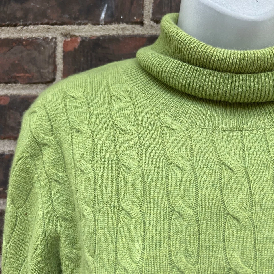 Madison Studio Size L 100% Cashmere Kermit The Frog Green Sweater Long Sleeves - Image 4 of 4