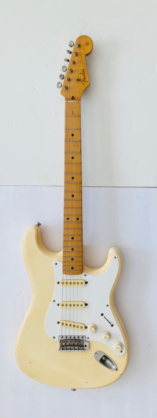 Beautiful Vintage Fender Japan ST57-55 E-serial  MIJ 1984-1987 Electric Guitar