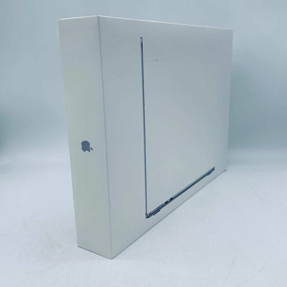 MacBook Air 15-Inch 2025 M4 10-Core CPU 10-Core GPU 16GB Ram 256GB SSD Sky Blue - Image 3 of 4