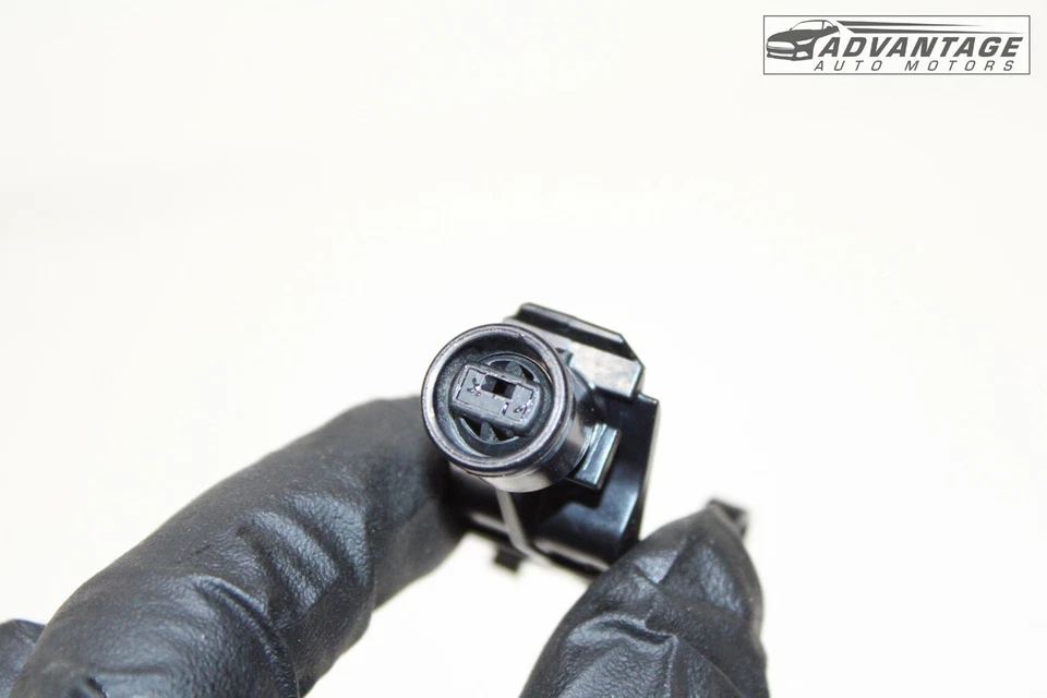 2022-2025 HONDA PASSPORT FRONT WINDSHIELD WIPER WASHER NOZZLE SPRAYER JET OEM - Image 4 of 4