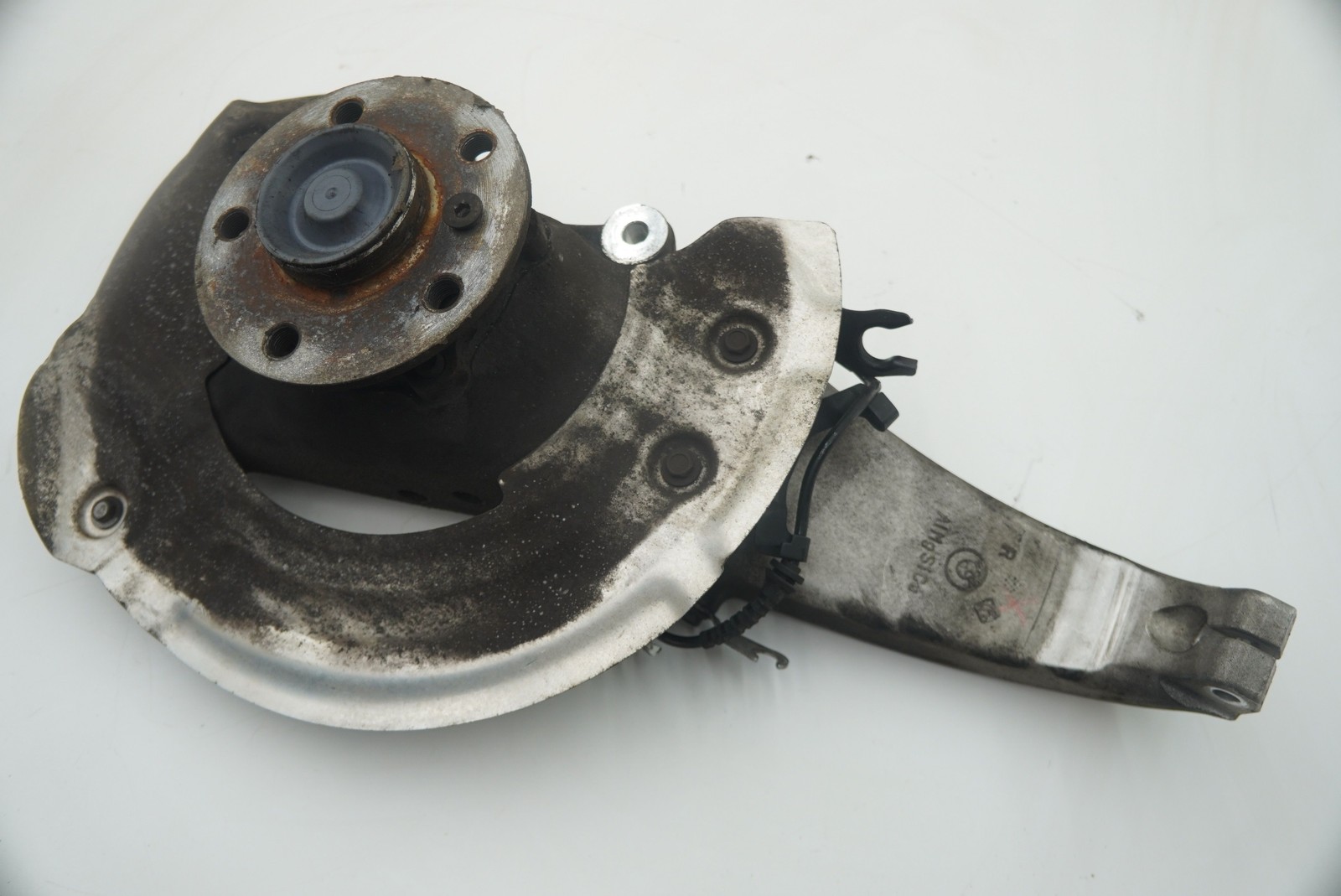 Front Right Spindle Knuckle Hub Wheel Bearing 31216858214 OEM BMW i8 2014-20