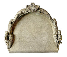 Ramasse-miettes ancien métal décor garçonnets et feuillage Antique crumb tray