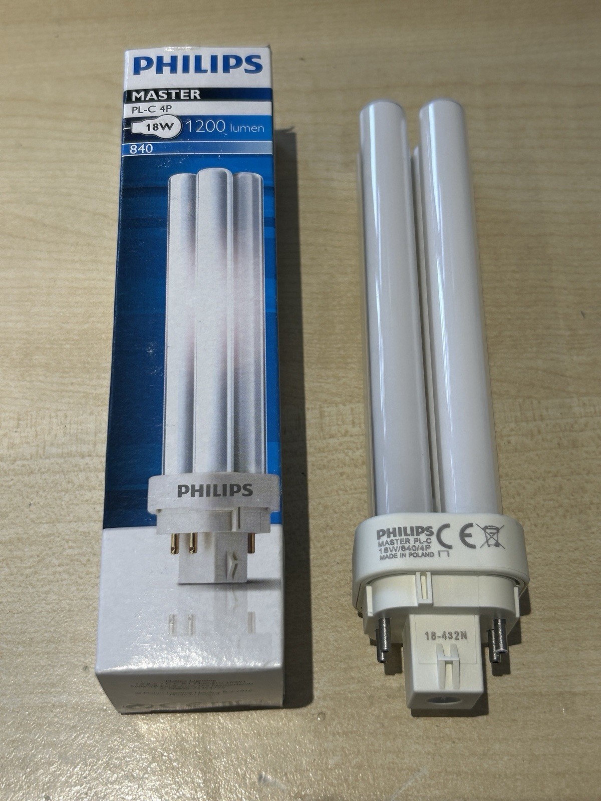 18W Philips Dimmable G24q-2 4 Pin Low Energy CFL PL-C Light Bulb 4000K 840 Lamp