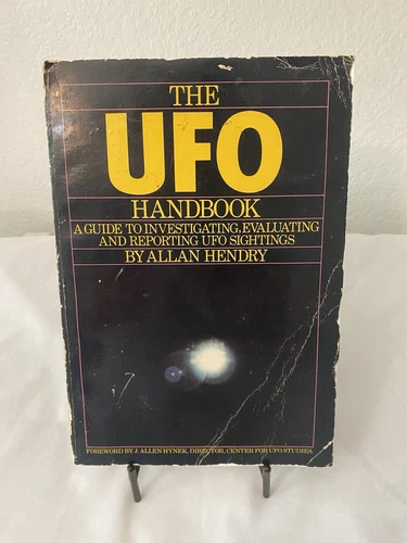 The  UFO Handbook: A Guide To Investigating... First Edition 1979 See Photos