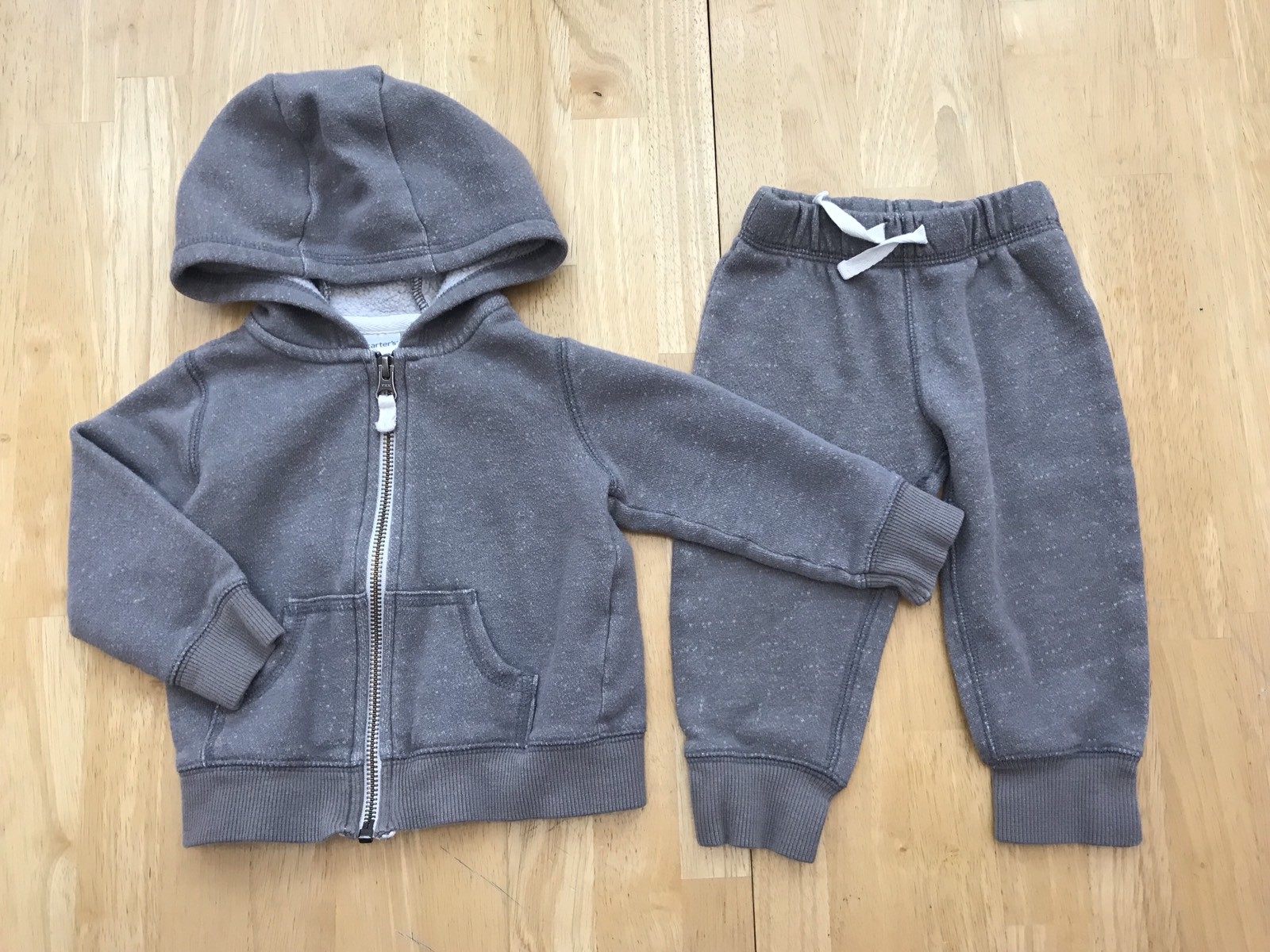 tan sweatshirt outfit