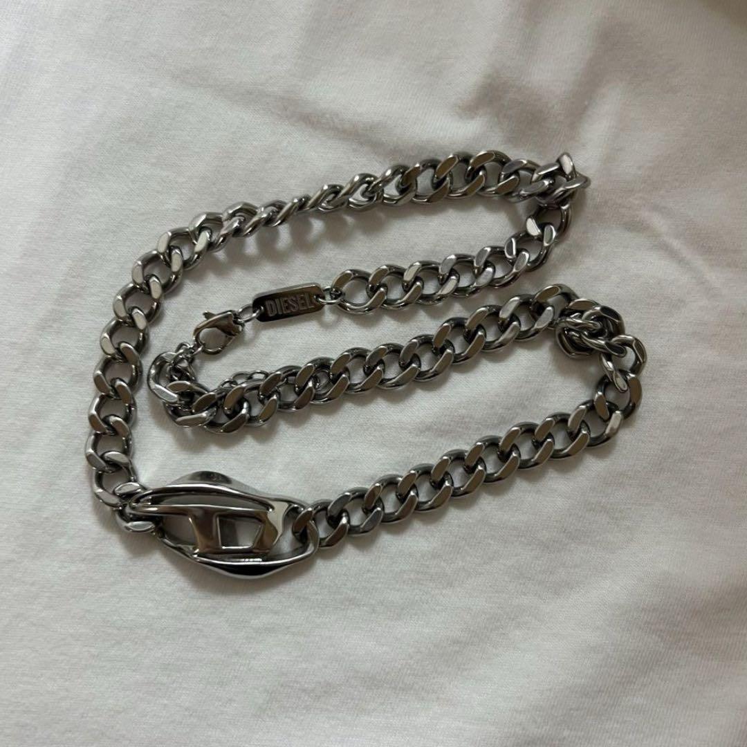 Diesel Men Oval D Curve Chain Necklace Good condition Luxury