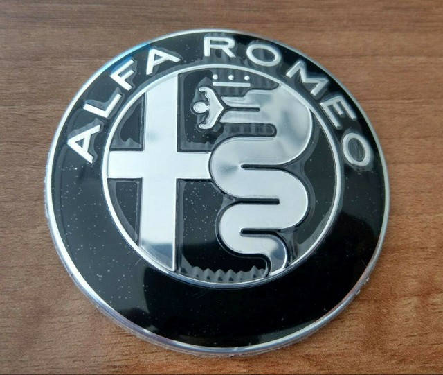 Alfa romeo emblem