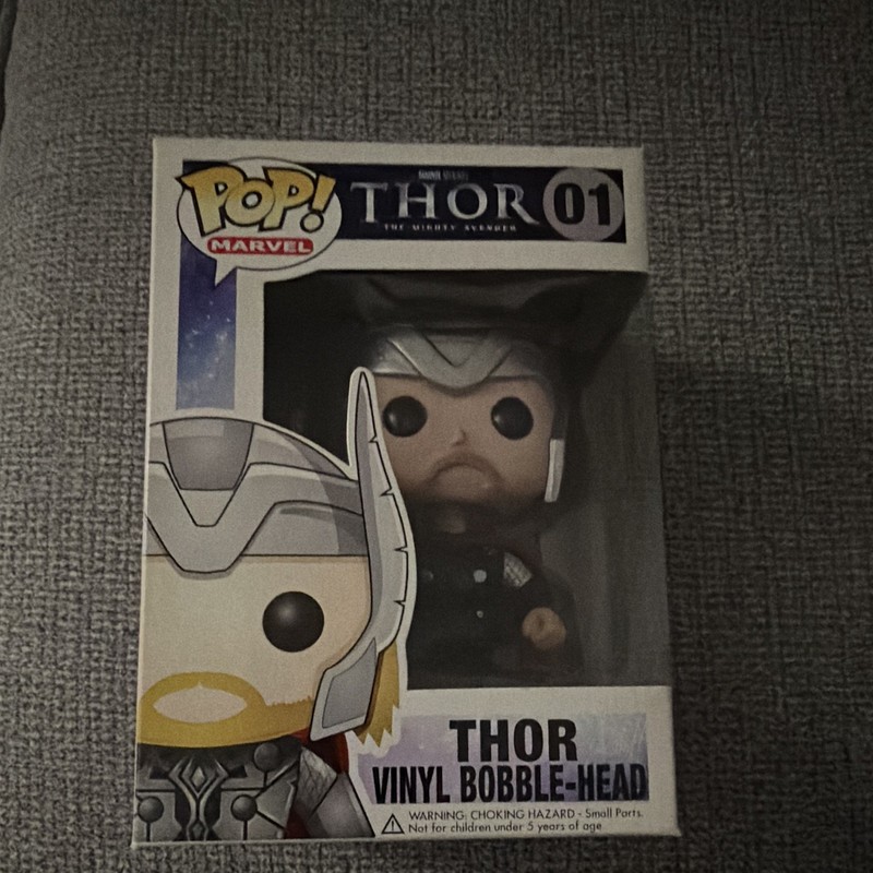 Funko Pop! Marvel Thor Vinyl Bobble-Head Figure #01 2011 Original Unopened