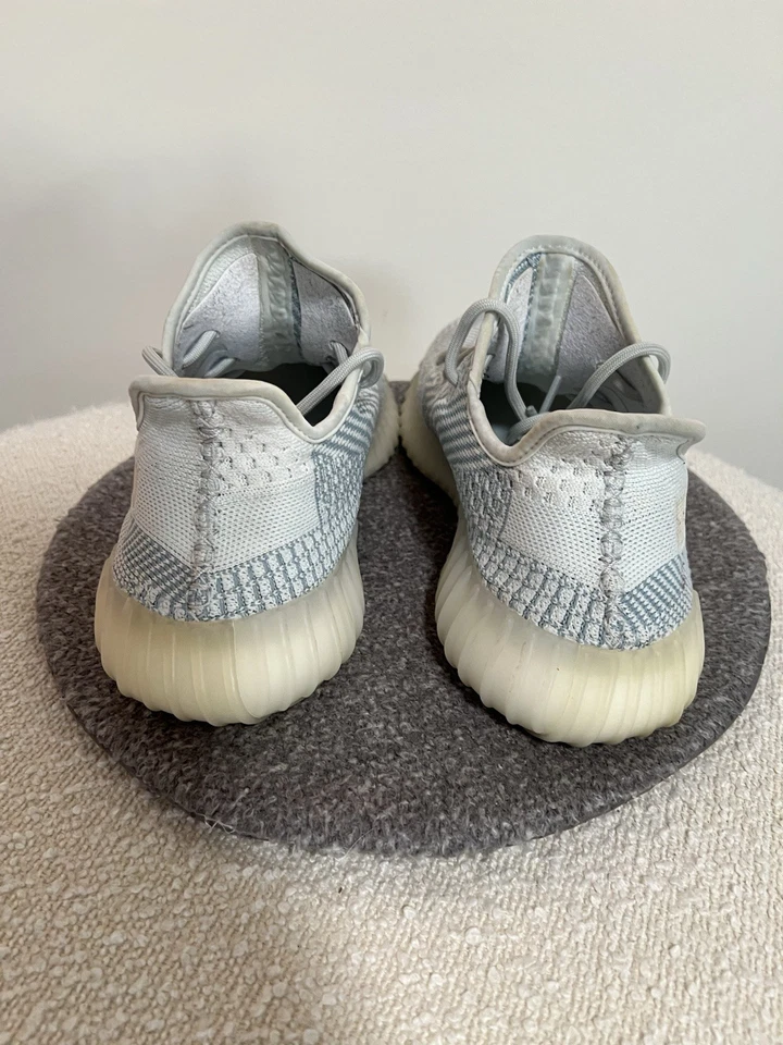 Adidas Yeezy Boost 350 V2, Foto 4 von 5
