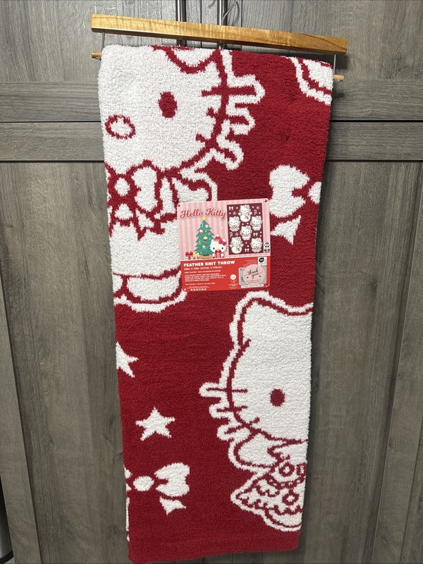 New Hello Kitty Red & White Reversible Christmas Feather Knit Throw Blanket