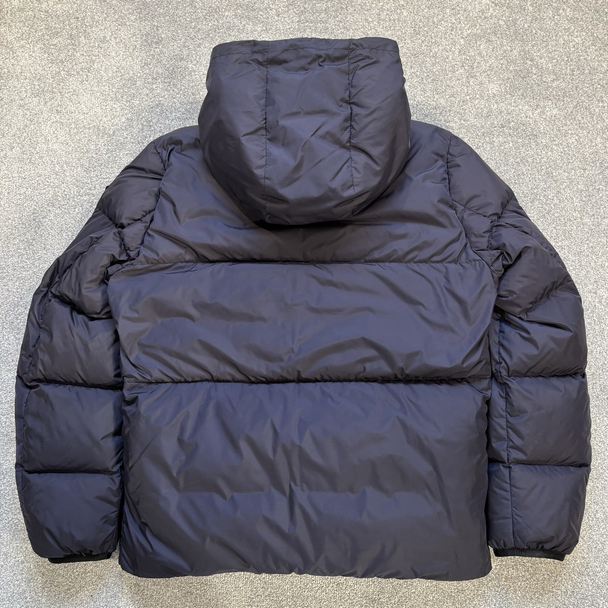 Moncler Montcla Navy Puffer Jacket Size 4 Large 100% Authentic | eBay