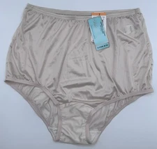 Vanity Fair Perfectly Yours Brief Panty 15712 Beige Size 7