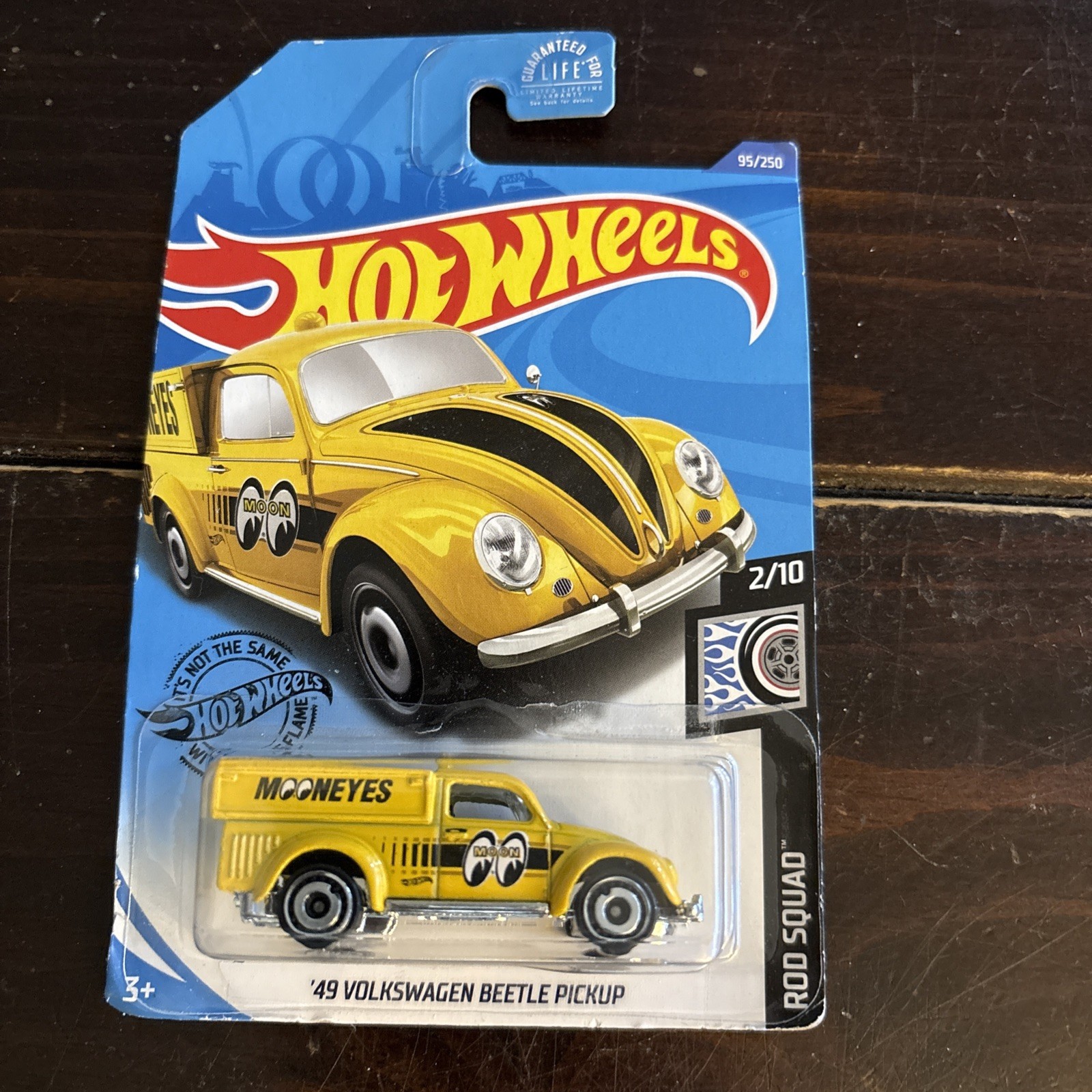 2020 Hot Wheels #95/250 Yellow Mooneyes49 Volkswagen Beetle Pickup Rod SquadB110
