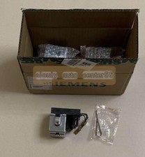 1PIECE NEW SIEMENS UNDERVOLTAGE RELEASE 3WX3654-1JK00 AC220-250V