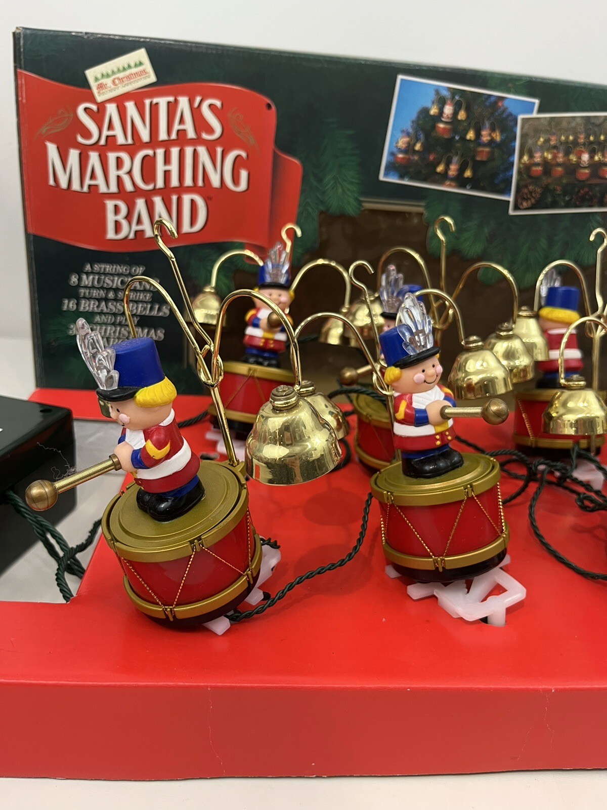 MR. CHRISTMAS Santa's Marching Band 8 Musical Bells 35 Songs VTG 1992