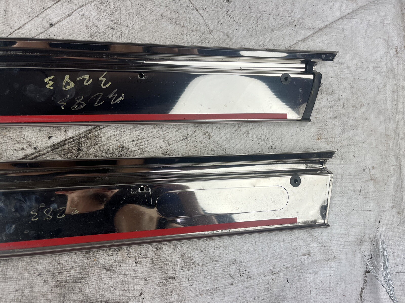 19901997 Mazda Miata Mx5 Oem Metal Door Sills Left Right Set NA 9097