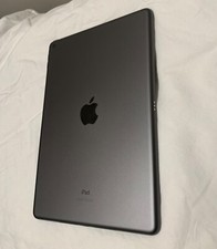 TIKTOK INSTALLED 9th Generation Space Gray iPad 64 GB 10.2 in 