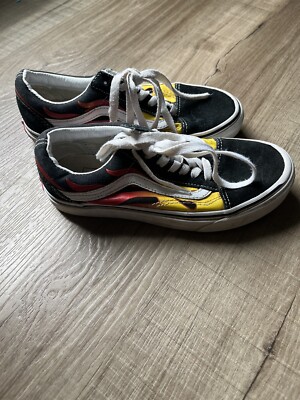 Vans Off The Wall Old Skool Red Yellow Flames Black Shoes Size 3.5 Youth